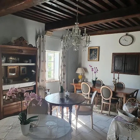 L'aumonerie Guest house Liesle